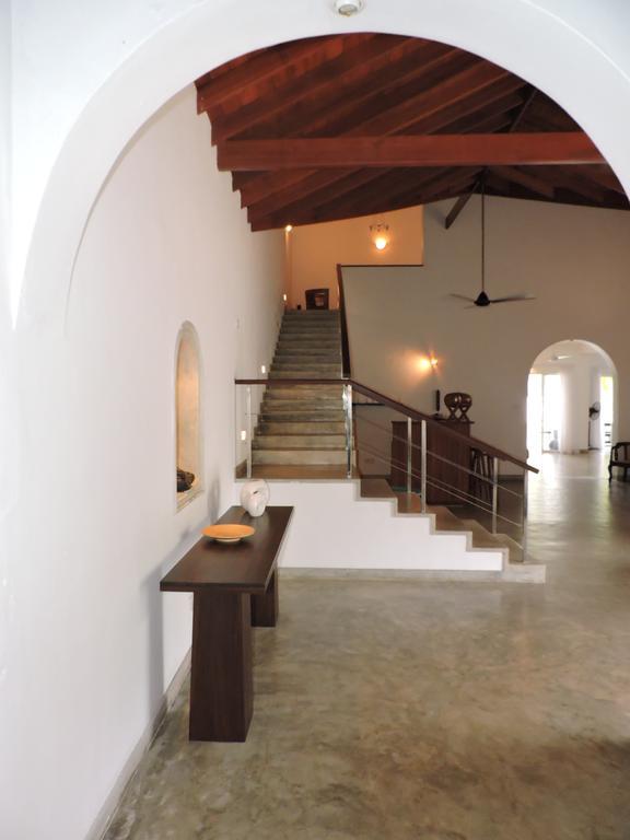 The Lagoon Villa Kurana Katunayaka Екстериор снимка