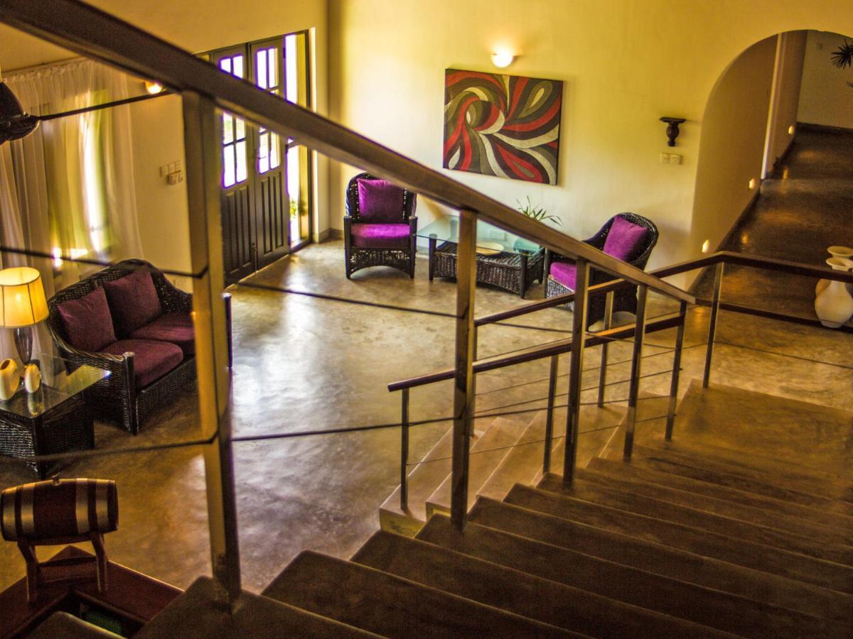 The Lagoon Villa Kurana Katunayaka Екстериор снимка